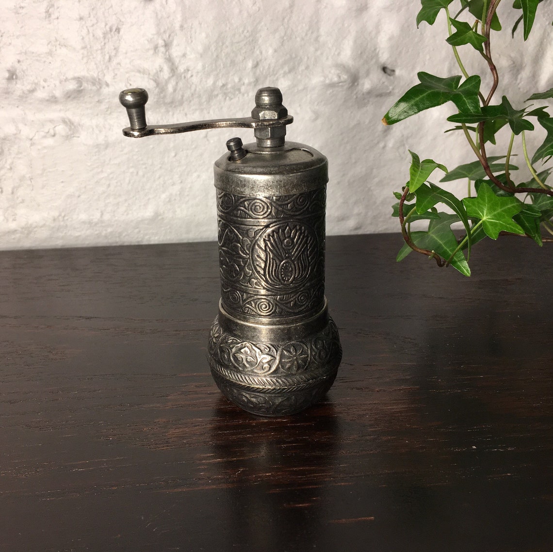 Vintage Metal Pepper Spices Grinder Mill Pepper Grinder Etsy