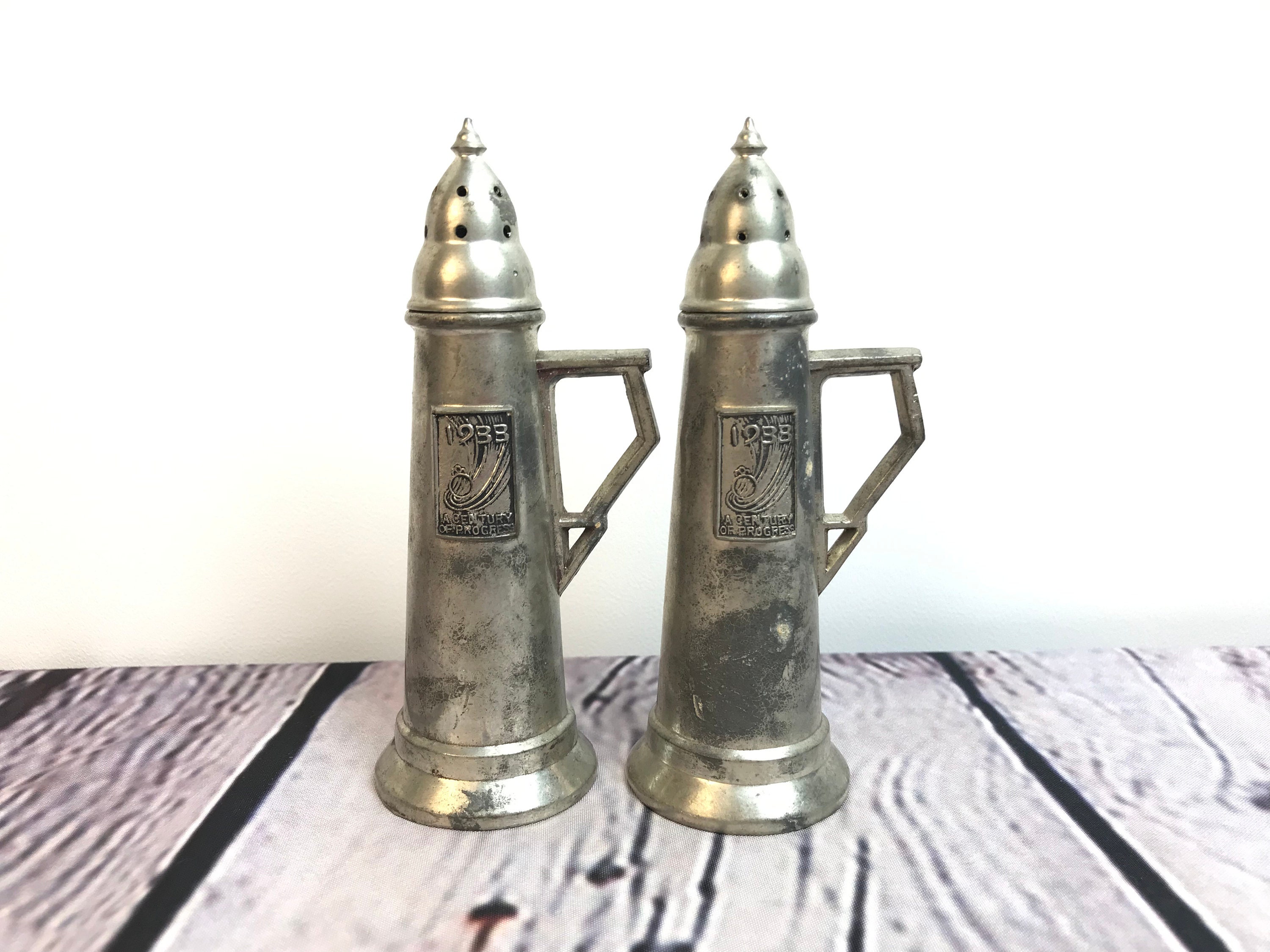 Antique Pewter Salt Pepper Shakers 1933 Quaker Tableware Etsy