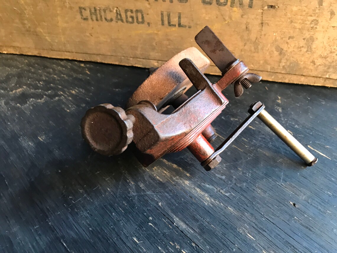 Vintage Hand Crank Grinder With Rest Bench Mount Grinder Etsy