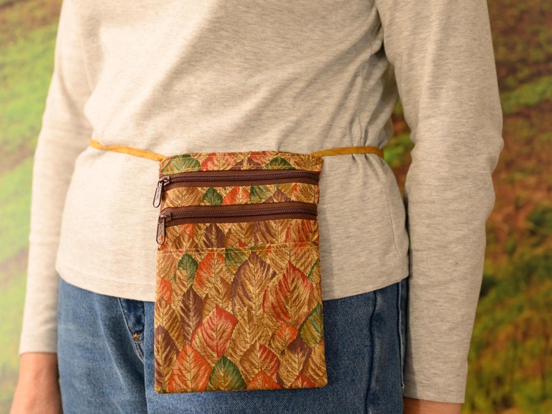 Cell Phone Crossbody Zipper Bag; Autumn Leaves with Adjustable Strap