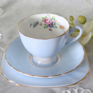 Vintage Tuscan Tea cup , saucer and side plate ( 3 Pieces ) ,Bone China , Made in England  #2207281