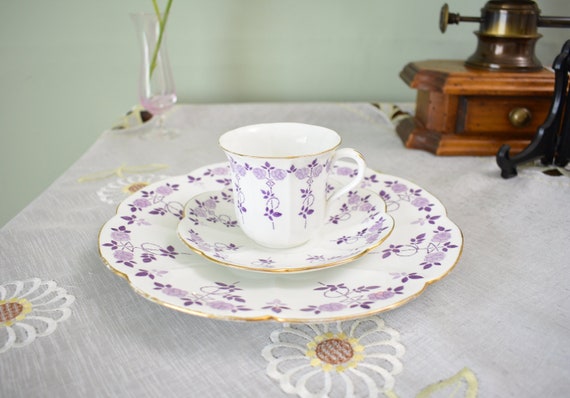 Rare Wileman Foley PRE Shelley Art Deco, Rose Purple Pattern