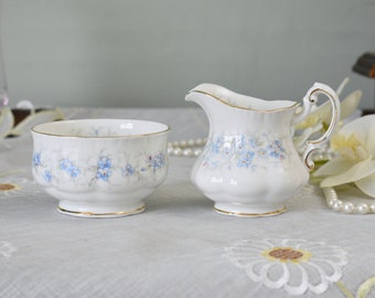 特別価格 Rose Fleurs Petit Paragon Vintage Creamer Bowl Sugar and Jug その他