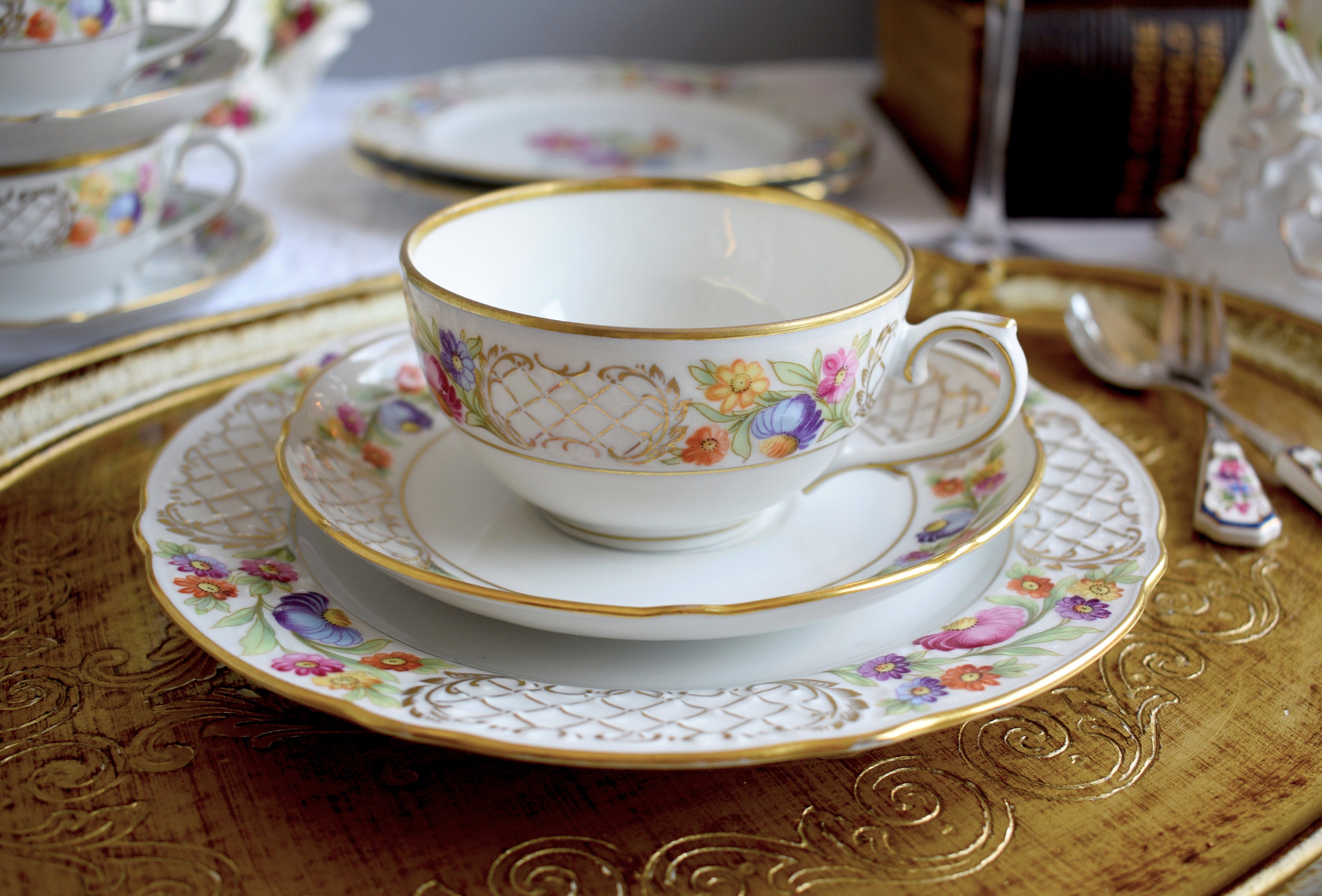 Vintage Schumann Arzberg Dresden Empress Floral,embossed Vintage Schumann Arzberg Dresden Empress Floral,embossed