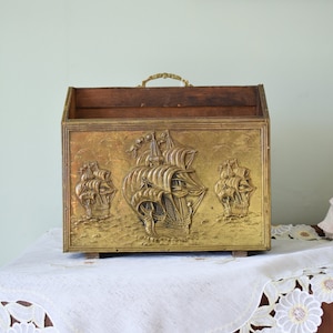Vintage Brass Embossed Hammered Relief Wooden Magazine  Rack 17 Century Sailing Ships Scene #2403293