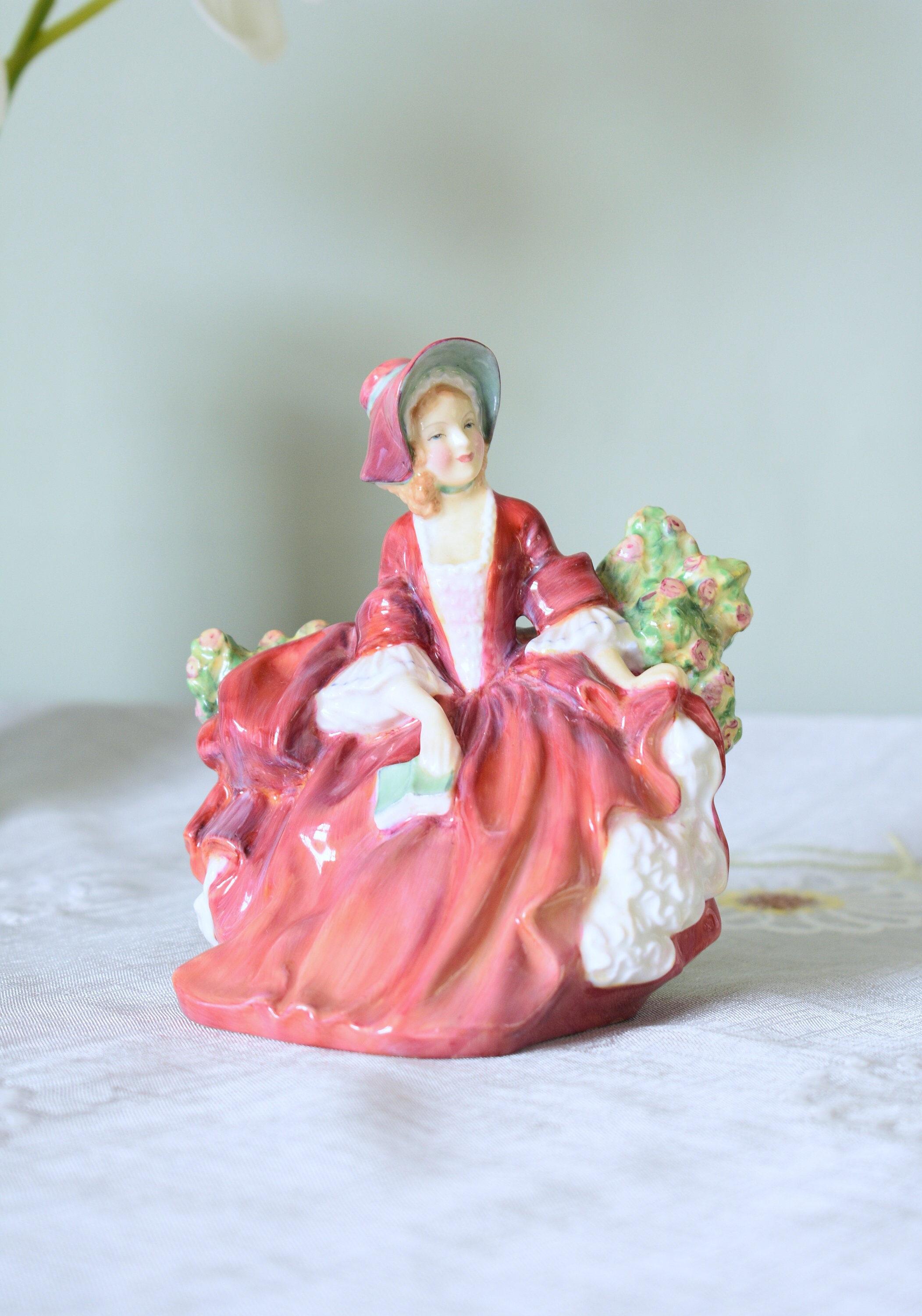   ロイヤルドルトンLydia ロイヤルドルトンLydia ロイヤルドルトンLydia Vintage Royal Doulton