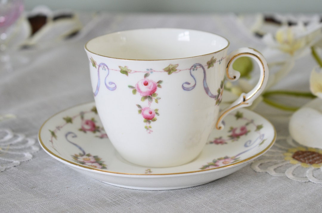 Vintage Collingwoods England Ribbon With Rose Swag Hand Painted Tea Cup ...