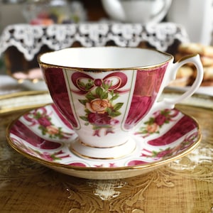 Vintage Royal Albert Old Country Roses Ribbon Ruby Celebration , 1st Qaulity , Bone China, teacup and saucer, Made In England #2108211