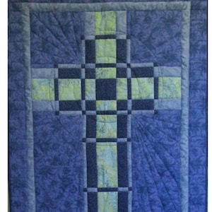 Woven Cross wall hanging quilt pattern