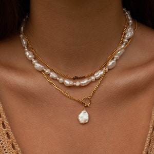 Pearl toggle necklace, toggle clasp necklace with pearl, freshwater pearl necklace, gold filled pearl necklace, gold pearl necklace