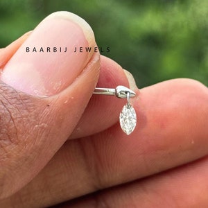 Piercing de oreja con rosca en forma de hélice y diamante marquesa flotante único Hailey, configuración única, 14 g, 16 g, 18 g, parte posterior plana con rosca
