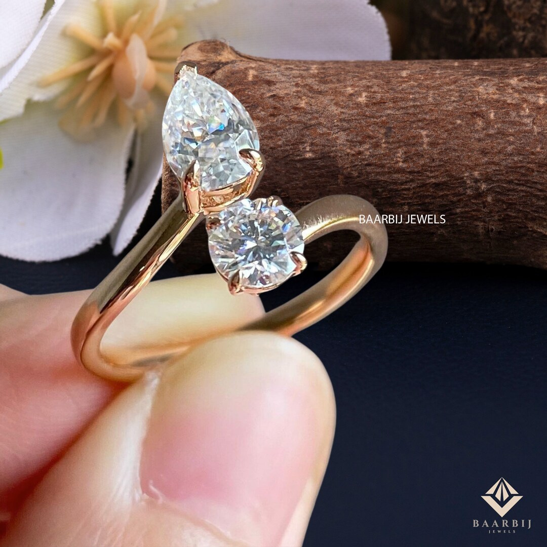 Phoenix Pear Lab Grown Engagement Ring: 18k Solid Gold Wedding Ring - Etsy