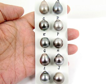 Paire De Perles De Tahiti En Larme Noire - Perles D'eau Salée 17-19mm - Rares Et Naturelles
