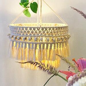 Boho tassel lampshade,macrame lampshade,Macrame chandelier,hanging lampshade,Tassel chandelier,wedding chandelier,fringe lampshade,boho deco