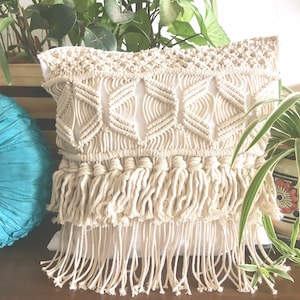 Boho cushion|Boho fringe cushion cover|Moroccan scandi pillow| white boho tassel cushion cover| Boho cushion cover|Macrame cushion