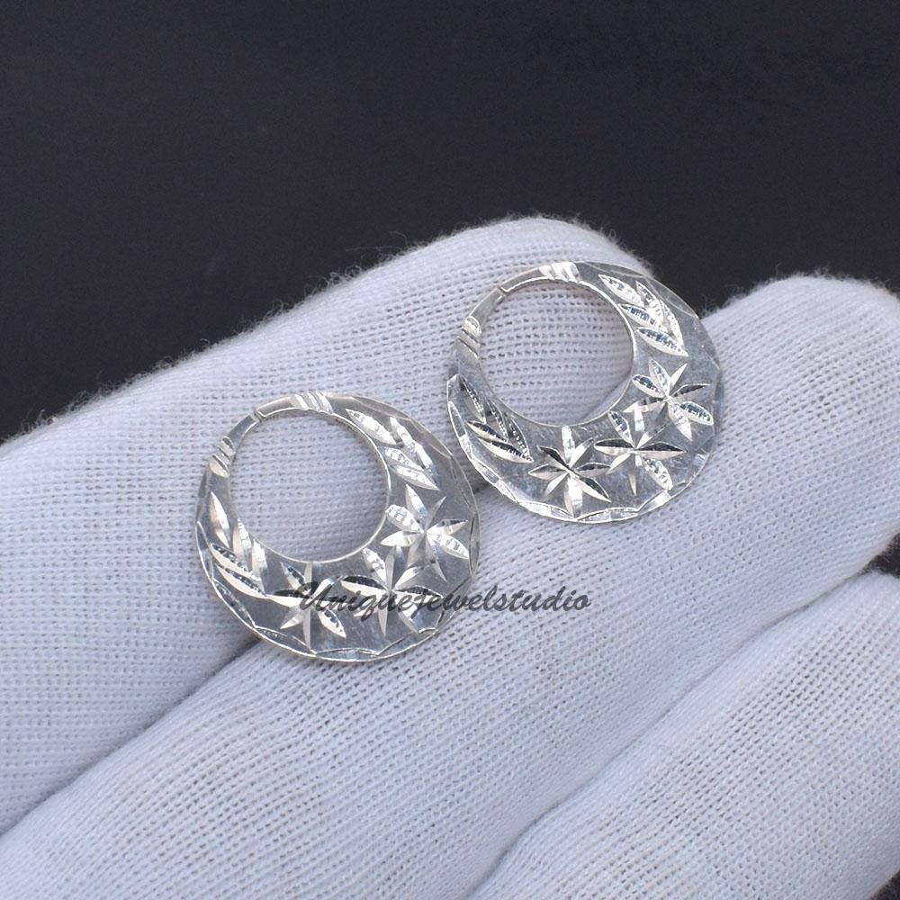 Sterling Silver Nattiyan Earrings: Classic Style Earring for Boy