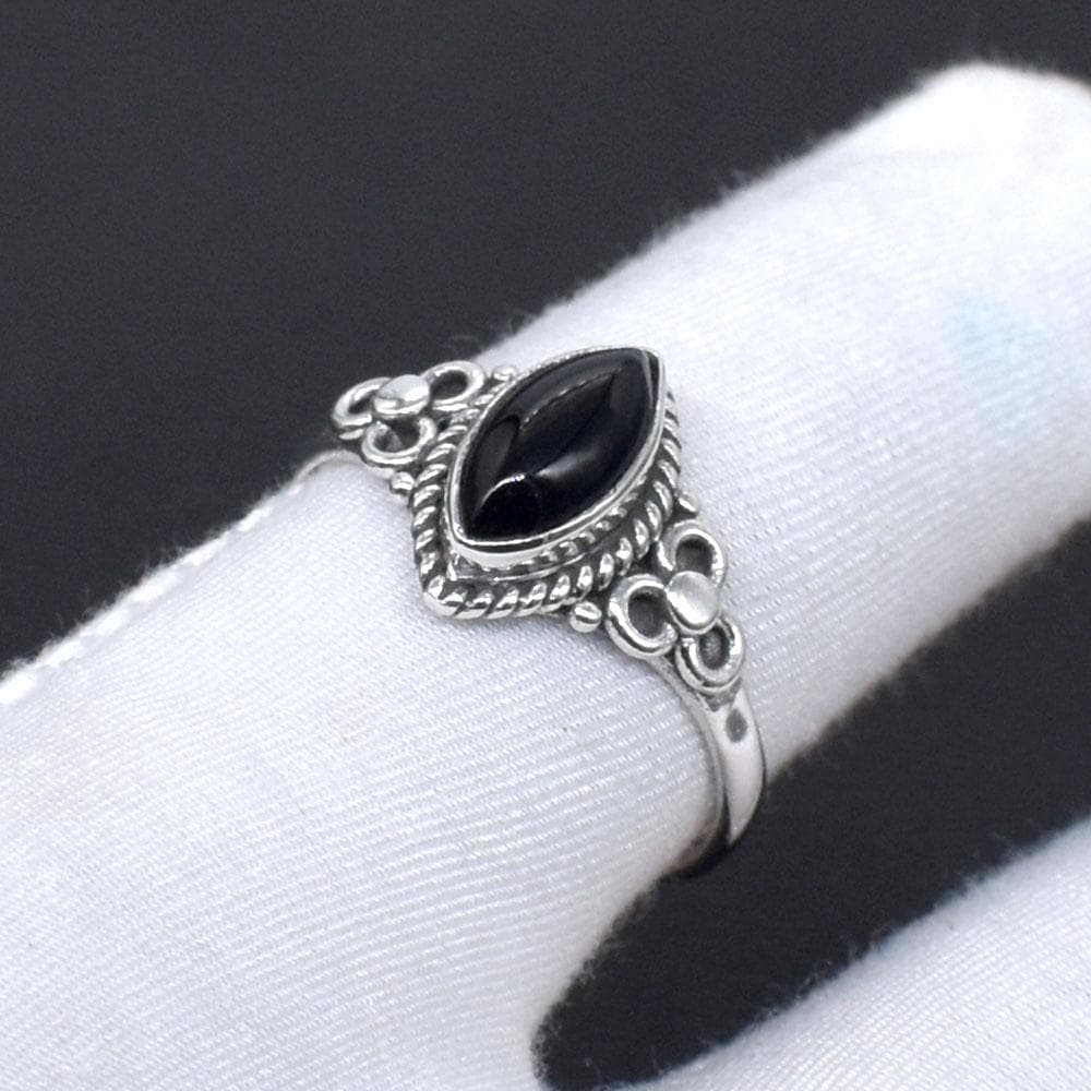 Black Onyx Marquise Ring: 925 Sterling Silver Gemstone