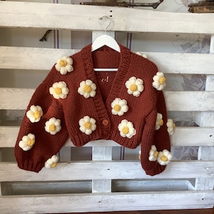 Crochet Cardigan, Chunky Cardigan, Crochet Daisy Cardigan, Heyays,Winter Cottagecore Sweater, Valentine’s Day Gift, Gift for Girlfriend