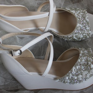 Wedding Shoe for Bride , Wedge , Bride Shoe for wedding , Bridal Shoe , Ivory Bride Shoes , Ivory Wedding Shoe , bride shoes, platform