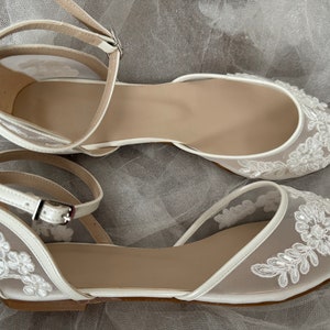 Rounded toe shoe , Flat wedding shoe , flat bridal shoe , flat shoe , flat lace shoe