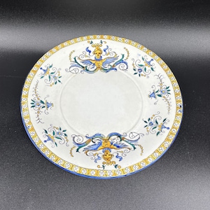 GIEN, 19th century decorative plate, Gien earthenware, Renaissance decor, white background, cherub, flowers, stamp, signed, France