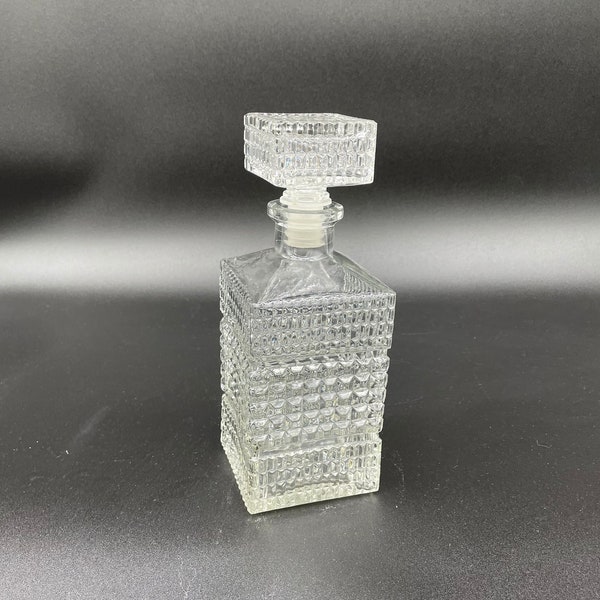 Vintage, carafe à whisky, carrée, verre, pointe de diamant, bouchon carré, art de la table, décor, décantation, chic, décor, pichet, France