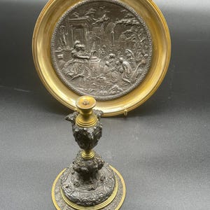 19th century gilt and patinated bronze cup, Napoleon 3, Neoclassical / Renaissance decorative tazza, Antique table centerpiece, French work image 6