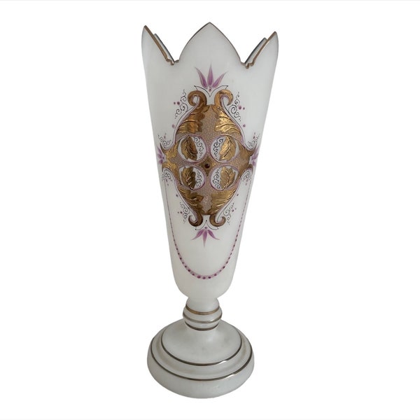 Antique, vase, verre opaline, blanc, transparent, cartouche, médaillon or, dorure, rosace, fleurs roses, feuilles, peint main, signé, France