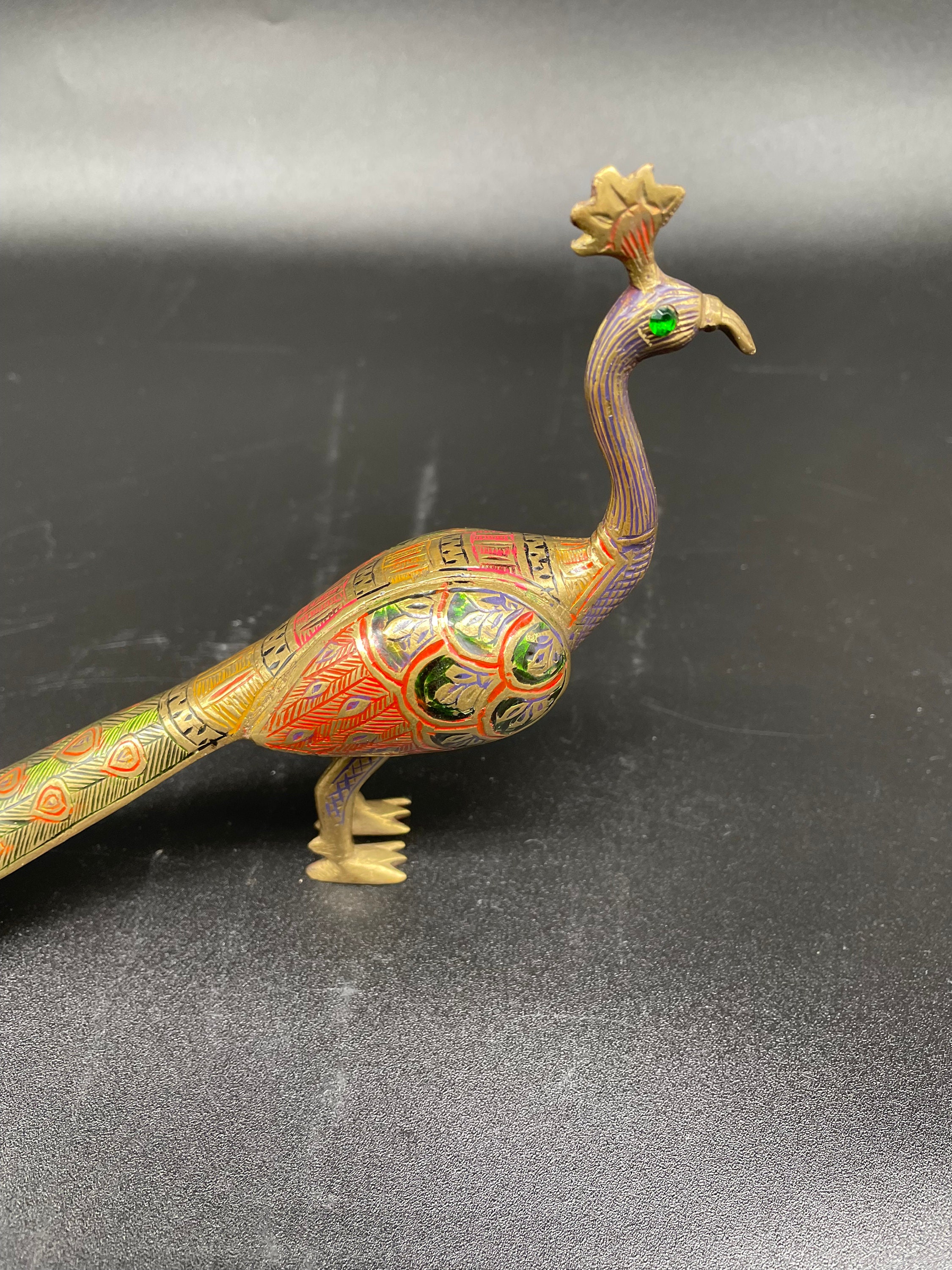 孔雀 置物 金属製 エナメル仕上げ 置物 孔雀 クジャク レトロ 民族