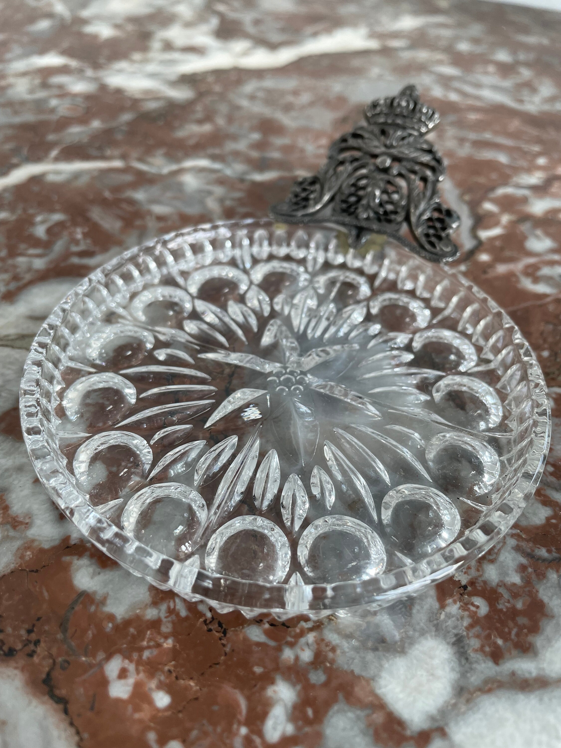 クリスタルガラス カットボウル 星形模様 カットガラスのボウル、円形
