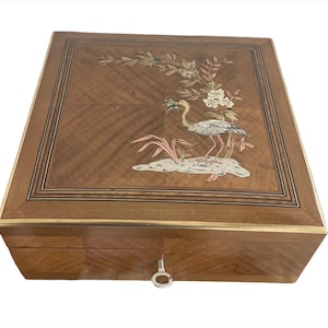 Boîte à bijoux XIXème nacre, coffret, marqueterie, bois précieux, incrustations laiton, nacre, cuivre, décor végétal, échassier, clé, France