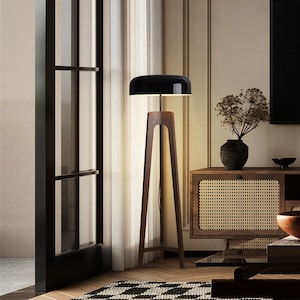 Vertical on sale corner lamp