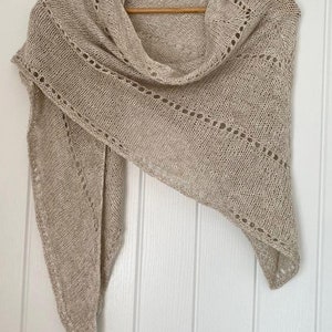 Handmade linen & viscose triangular  shawl