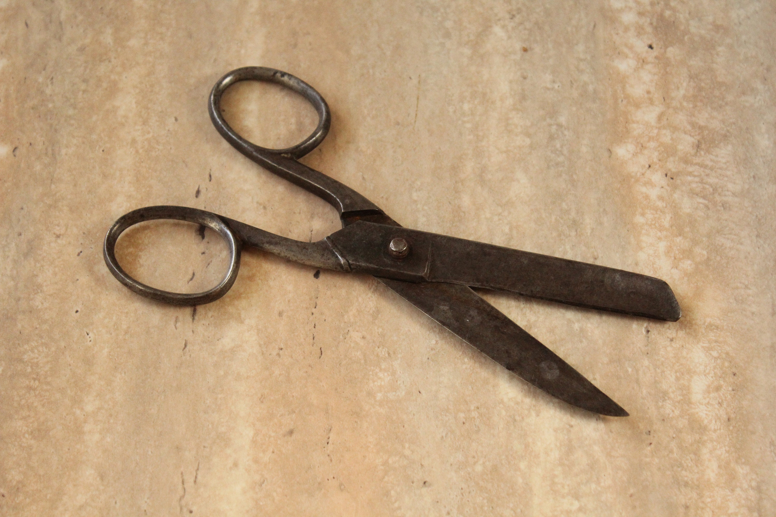 Vintage Large Metal Tailor's Scissors. Vintage Fabric Cutting Scissors.  Collectible Tailor's Scissors. 