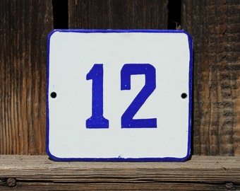 Nummer 12 Türschild, emailliertes Schild, Vintage Metallschilder, blaue Zahl auf weißem Hintergrund