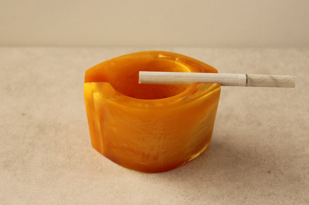 Vintage Catalin Ashtray Plastic Ashtray Vintage Ashtrays Etsy