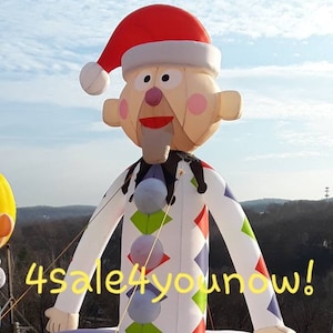 32&#39; foot Charlie in the box Island of misfits Rudolph custom made one of a kind!!!!