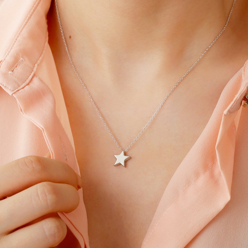 Gold Dainty Star Jewelry Bridesmaid Gift Best Friend Gift Tiny Star Necklace Silver Little Star Necklace Gift for Her Mother Gift