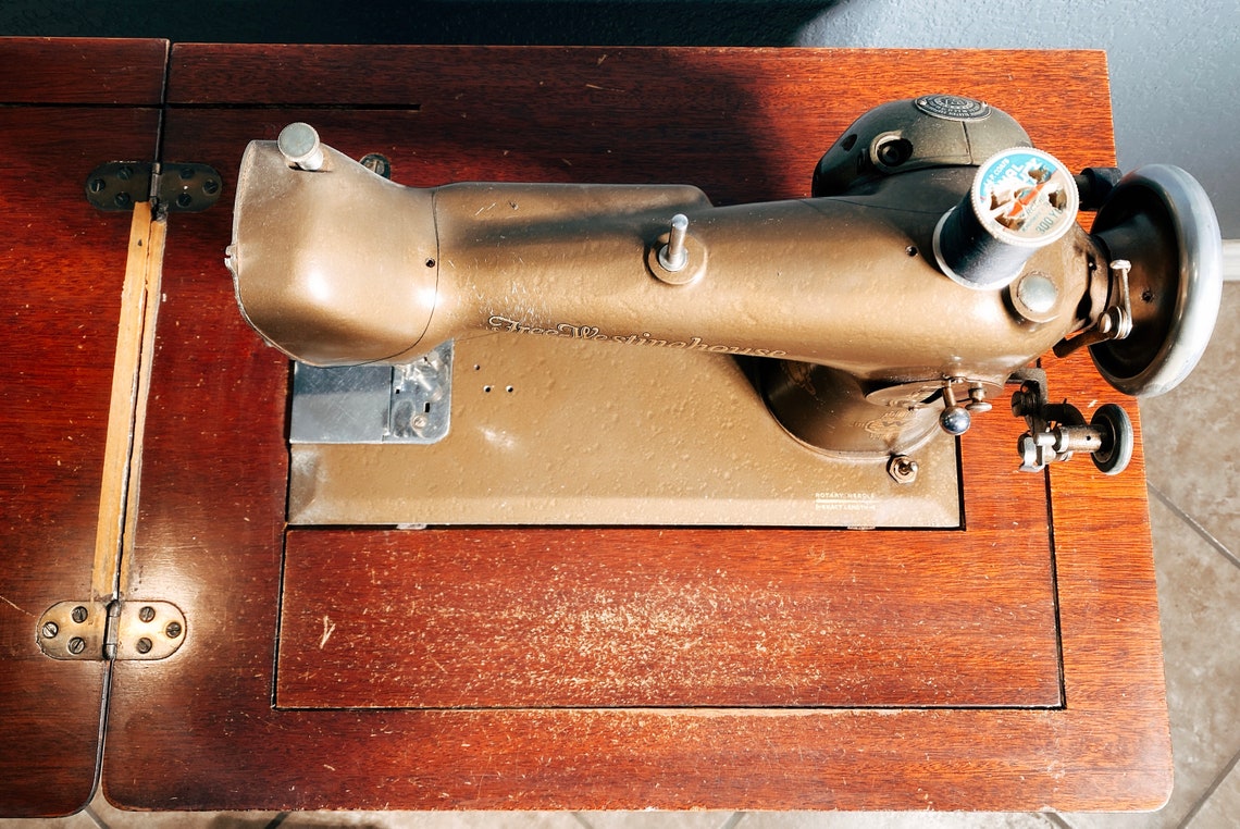 Vintage Freewestinghouse Sewing Machine in Etsy UK