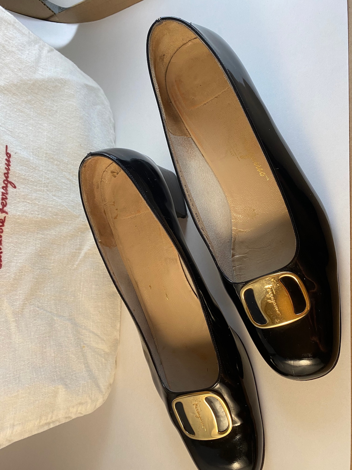 used salvatore ferragamo women's shoes