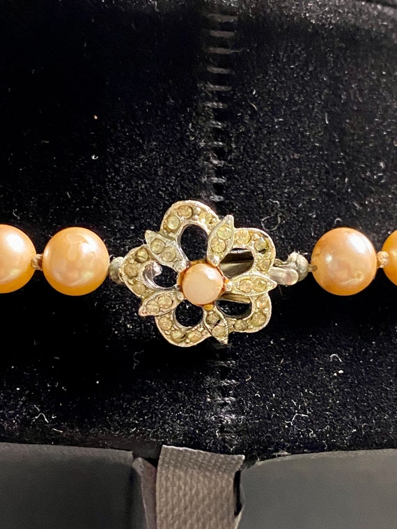 Vintage Faux Pearl Necklace - image 3