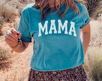 MAMA T-shirt, Mother's Day T-Shirt, Comfort Colors MAMA Shirt, Oversized Shirt, Mom Shirt, Mom Gift, Retro Mom T-Shirt