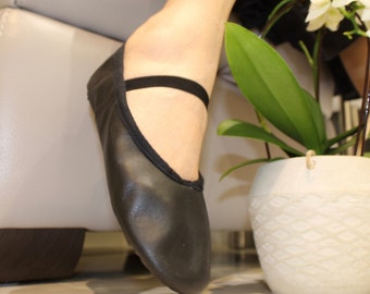 Unisex leather ballet shoes