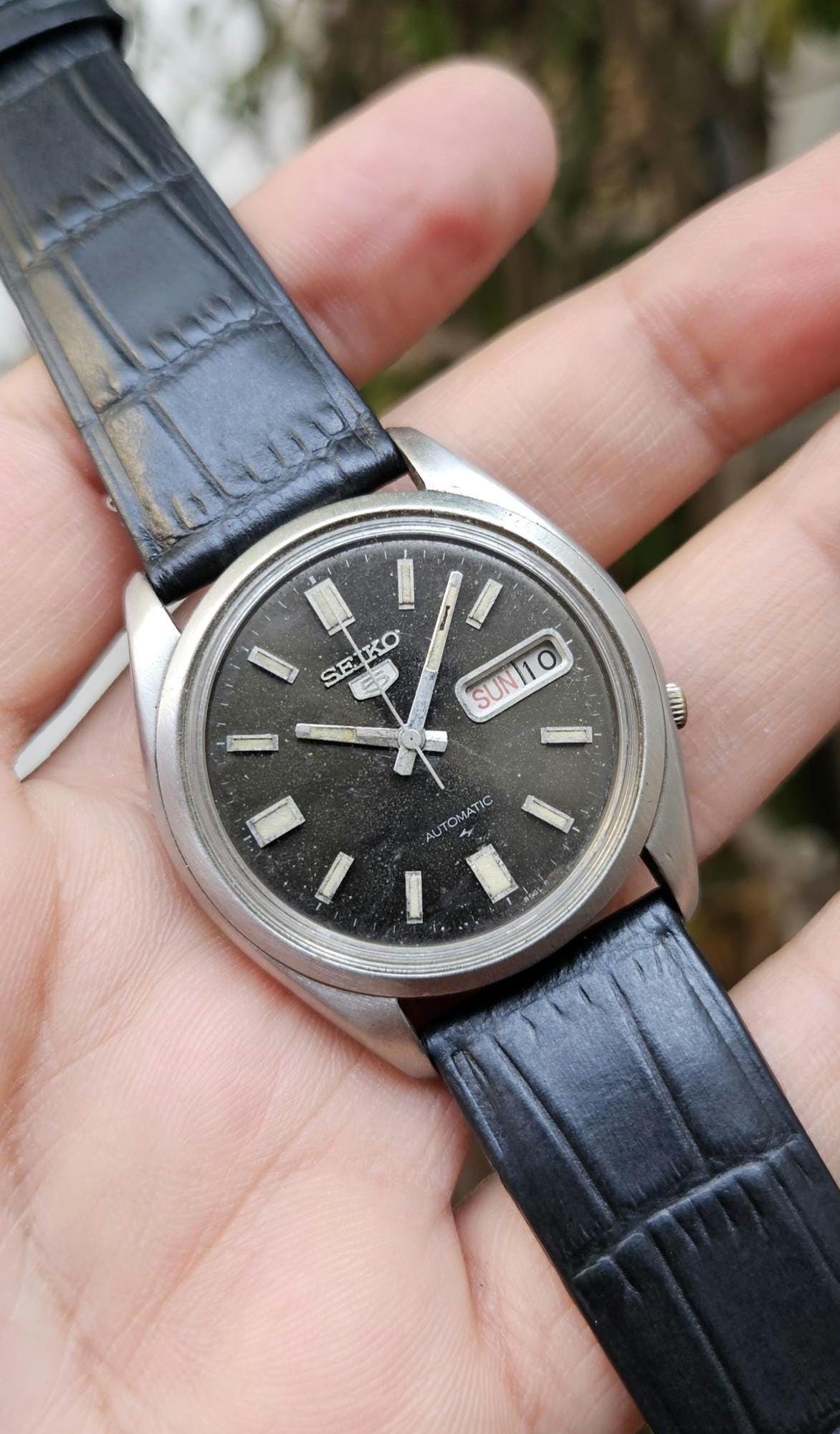 Rare Vintage Seiko 5 Automatic 7009-8210 Japan Made Men's Wrist