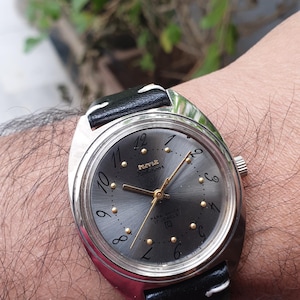 Rare HMT Kohinoor Drunken Numerals Dial Hand Winding 17 Jewels Wrist Watch