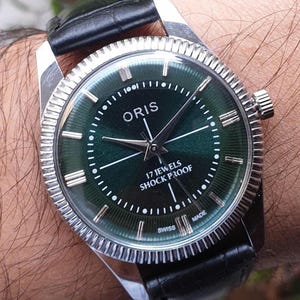 Vintage Oris Green Dial Hand Winding Watch: Swiss Made FHF Movement