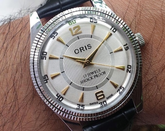Rare Vintage ORIS Silver Dial Hand-Winding Watch: FHF Movement