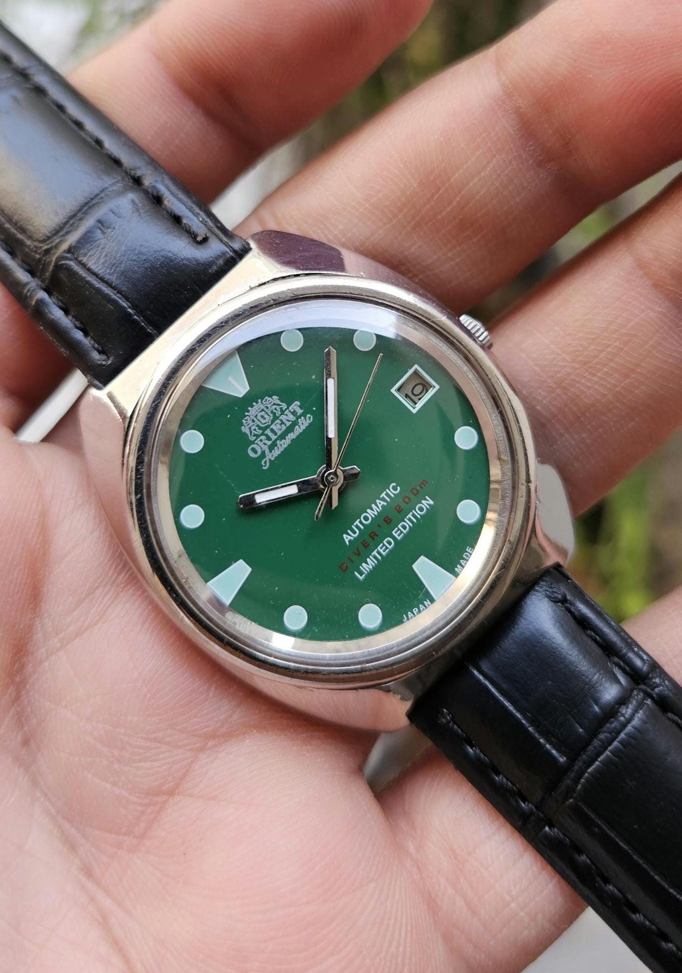 Vintage Orient Automatic Green Dial Date Automatic 21 Jewels Japan