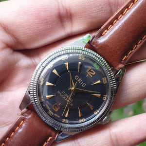 Vintage ORIS Black Dial Hand Winding Men&#39;s Watch: Swiss Made