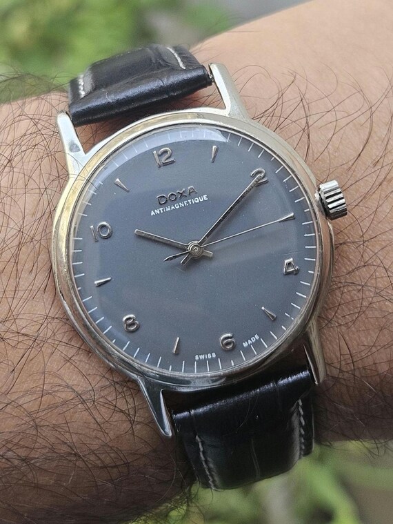 Vintage Doxa Antimagnetique Steel Watch – Manual Winding Swiss Made